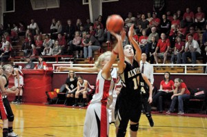 JUST SHY - The Alvord Lady Bulldogs lost to Muensters by only three points Tuesday night. Messenger photo by Clay Corbett