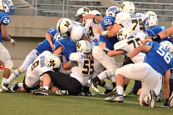 Gang-Tackle.jpg Gang Tackle