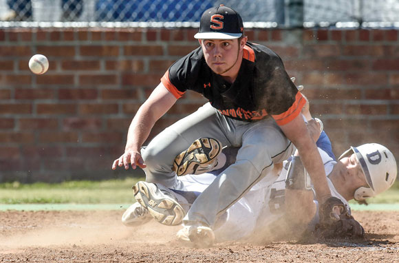 Collision-at-Plate.jpg Collision at Plate