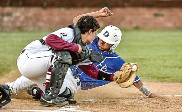 Close-Play.jpg Close Play