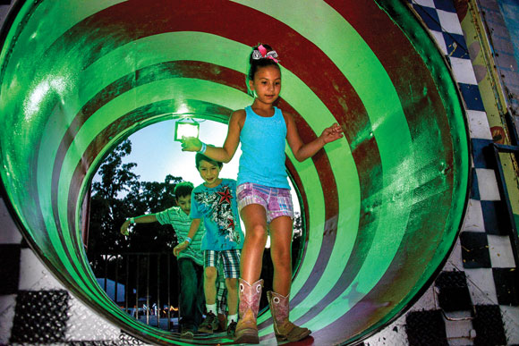 Round-and-Round.jpg Round and Round